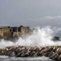 Verso l’Immacolata, al Sud venti forti e piogge, calano anche le temperature