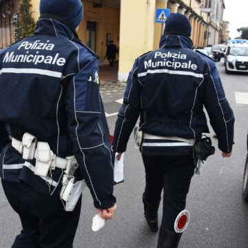 Napoli.  Polizia Locale: arrestato il responsabile aggressione ai danni della Polizia Municipale dello scorso 21 ottobre