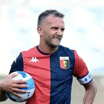 Calcio. Mimmo Criscito lascia il Genoa. Il campione di Cercola sbarca a Toronto in MLS e troverà Insigne