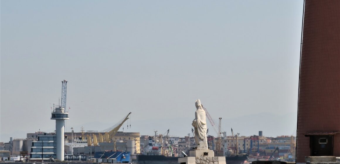 Napoli.  Il Molo San Vincenzo riaprirà alla città: una passeggiata sul mare di Napoli