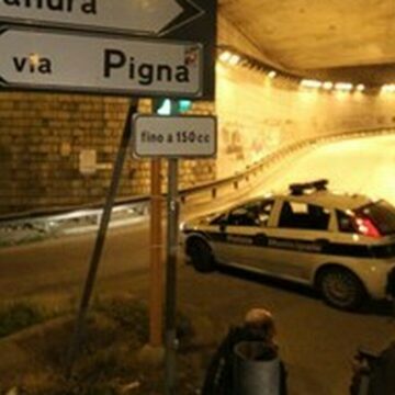 Napoli, Viaibilità, disagi per il dispositivo temporaneo traffico Galleria via Pigna della perimetrale di Soccavo