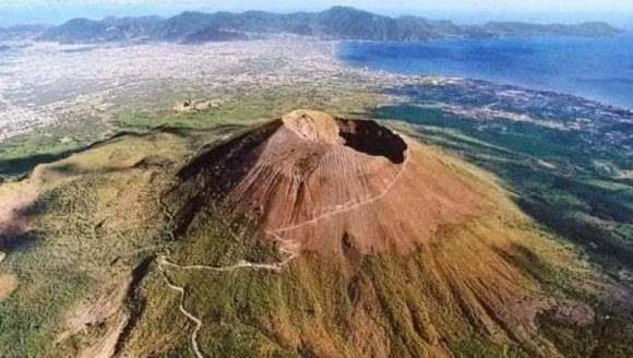 Riapre la settimana prossima Strada Matrone sul Vesuvio