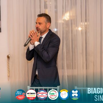 Cercola. Biagio Rossi è il nuovo sindaco, stravince al ballottaggio contro Antonio Silvano.