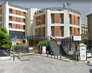 Napoli. L’ufficiale giudiziario ha rinviato al 16 gennaio 2024 lo sfratto dell’ex custode della Municipalità Vomero