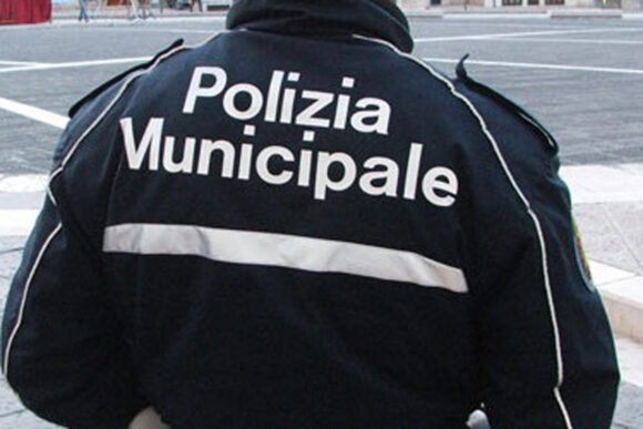 Napoli. Polizia Locale rintraccia un pirata della strada, investì una 80enne in via Toledo  il 24 aprile scorso