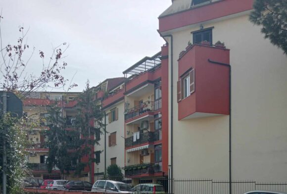Cercola. 21 mansarde abusive al Parco Edilfutura, istanze di condono ferme all’UTC: da 40 anni non vengono trasmesse alla Soprintendenza dei Beni Ambientali. Perchè?