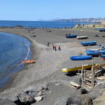 Napoli. Il cinema d’autore in spiaggia con “Arena” – 9 appuntamenti tra il Lido Mappatella, il Lido Comunale di Bagnoli e la spiaggia di San Giovanni a Teduccio con proiezioni e incontri