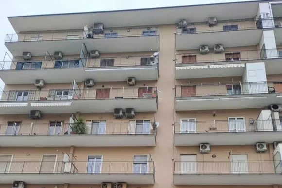 Napoli. Sgomberato palazzo a Bagnoli, evacuate 40 famiglie. Effetto delle due ultime scosse ai Campi Flegrei