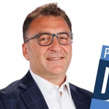 Volla. Presentata al comune la coalizione ‘I Volontari del Cambiamento’  a sostegno di Pasquale Di Marzo. 64 i candidati al consiglio comunale , eccoli tutti