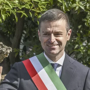 Appalti Sorrento. Collaboratore del sindaco arrestato Massimo Coppola ripreso da microcamera