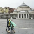 Sull’Area Vesuviana arriva il maltempo, da mezzanotte allerta gialla. Fino alle 14 di domani. Fulmini e grandine