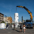 Napoli. Dal 5 giugno arriva a Napoli, in piazza Municipio, l’opera monumentale “Silent Hortense” dell’artista Jaume Plensa