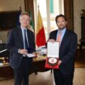 Napoli. Il sindaco Gaetano Manfredi, oggi a Palazzo San Giacomo,   ha ricevuto il nuovo console degli Usa Terrence Flynn