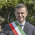 Sorrento.  36 appalti, ‘sotto osservazione’. Pm:  ‘sistema contaminato’. Figure centrali sindaco Coppola e il sensitivo