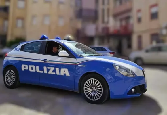 polizia di stato 4 Polizia di Stato ‘acciuffa’ a Napoli kosovaro ricercato a livello internazionale
