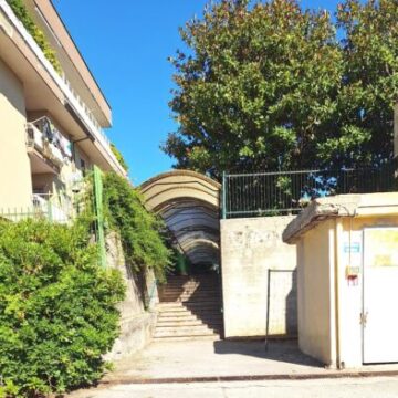 San Sebastiano al Vesuvio. Sfalciate aere verdi dei giardini scolastici, Panico: “Grazie ai tirocinanti Gol e i giardinieri rientro agevole nelle aule per i nostri studenti”