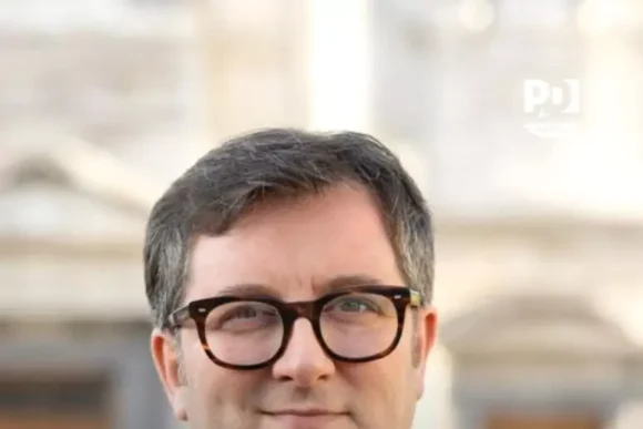 sepe sindaco di san giuseppe vesuviano San Giuseppe Vesuviano. “Dimettiti o muori!”, manifesto initmidatorio al sindaco di San Giuseppe Vesuviano Michele Sepe