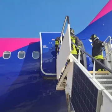 sharm roma Atterraggio di sicurezza a Napoli per un volo Sharm-Roma. C’era anche la stampa a seguito della Meloni