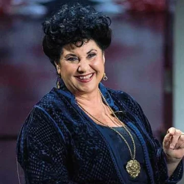 marisa laurito Napoli. Donne in gioco: un calcio agli stereotipi di genere. Teatro Trianon – Viviani | Lunedì 17 novembre | ore 10:00