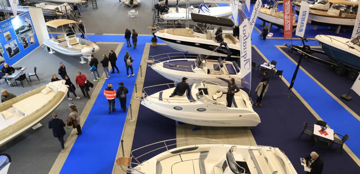 Salone Nautico Internazionale ROMA Roma pronta ad ospitare il Salone Nautico Internazionale. A Fiera Roma, dal 6 al 14 dicembre, oltre 100 imbarcazioni