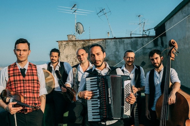 ars nova Gli Ars Nova Napoli in tour tra Germania ed Emirati Arabi: la musica mediterranea celebra i 2500 anni di Napoli