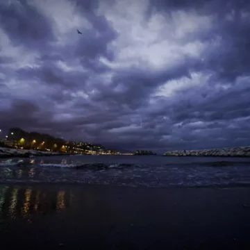 Capri, dopo Ischia e Procida,  off limits. Mare in tempesta, annullate tutte le corse di aliscafi e traghetti