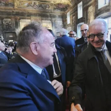 mantovano e gratteri Napoli. Inaugurazione anno giudiziario, Gratteri: “Stavolta ci sono per dire no alla riforma”