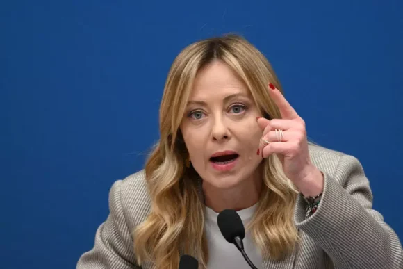 Giorgia Meloni: “E’ ora che l’Ue parli con la Russia, non c’è un veto filo-putiniano di Salvini. Non credo in un’azione Usa in Groenlandia ma non la condividerei”