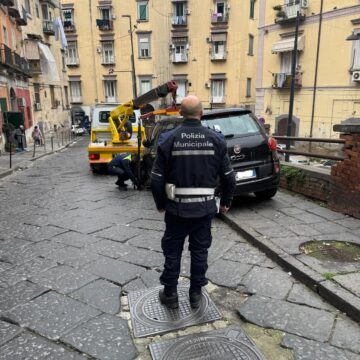 Napoli.  A Pianura e  Rione Sanità, abusivismo edilizio e sicurezza stradale: doppia operazione della Polizia Locale